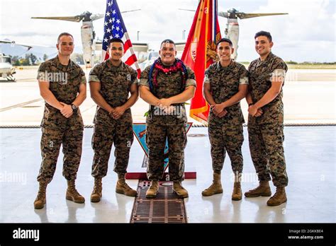Us Marine Corps Sgt Maj Frank Gratacos Jr Offgoing Sergeant Major