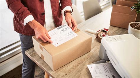 To be able to offer dpd returns on your website, you'll first need to add a link to our returns service. Dpd Retourenaufkleber - Hier ist die anschrift des ...