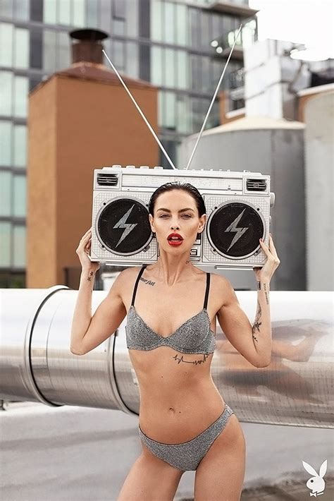 Teela LaRoux Nude Sexy Pics For Playboy