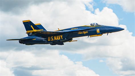 The First Blue Angels Super Hornet Has Arrived In Pensacola Airshowstuff