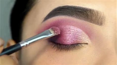Soft Glitter Pink Cut Crease Eye Makeup How To Cut Crease For Hooded