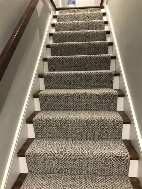 It keeps the top rug from shifting, buckling, and becoming a hazard. Discount Carpet Runners For Stairs #CheapCarpetRunnersPerth - dekorationcity.com