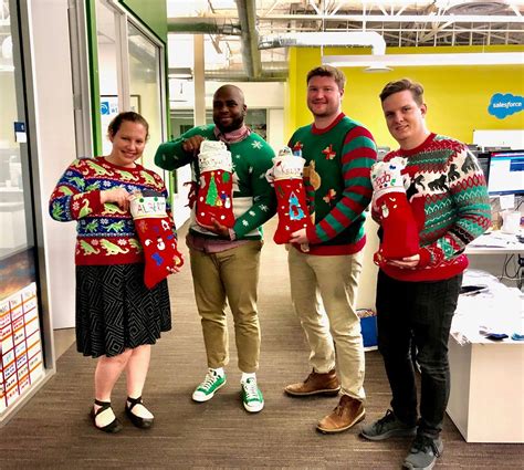 5 Holiday Team Building Activities That Give Back — Cydcor Blog