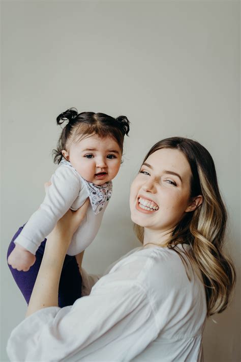 RI Motherhood Photography in 2020 | Motherhood photos, Motherhood ...