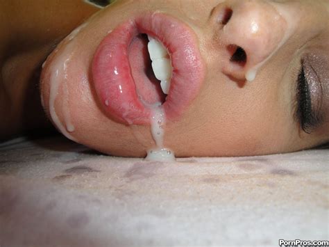 Girls With Big Juicy Full Lips Dsl Dick Sucking Lips Page 25