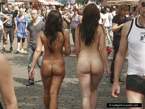 Walking Butt Naked In Public My XXX Hot Girl