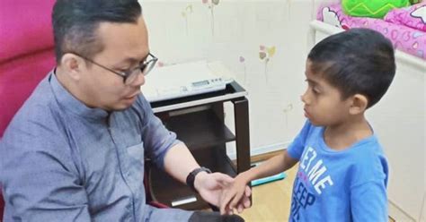 34, jalan medan pb 1, seksyen 9, 43650 bandar baru bangi, selangor, malaizija. khatan Dayyan menggunakan teknik tissue glue di Hospital ...