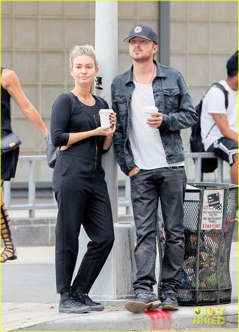 Aaron Paul And Wife Lauren Enjoy Their Morning In Nyc Photo 3677583