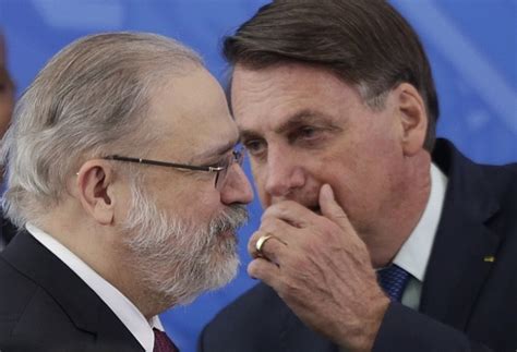 Bolsonaro Admite Indicar Augusto Aras Para Ministro Do Stf Diz Blog