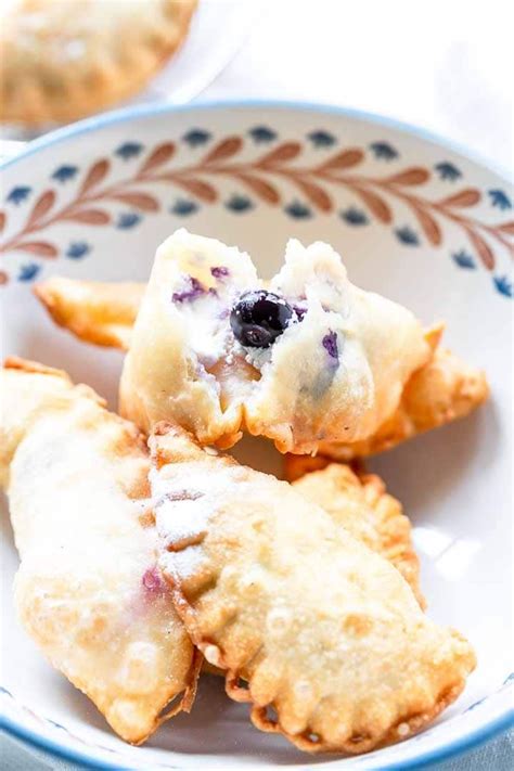 These Dessert Empanadas With Blueberry Are Amazing These Fried