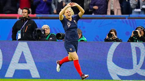 Règlement crc jeu provençal 2019. Coupe du monde 2019 : Eugénie Le Sommer Bleue préférée des ...