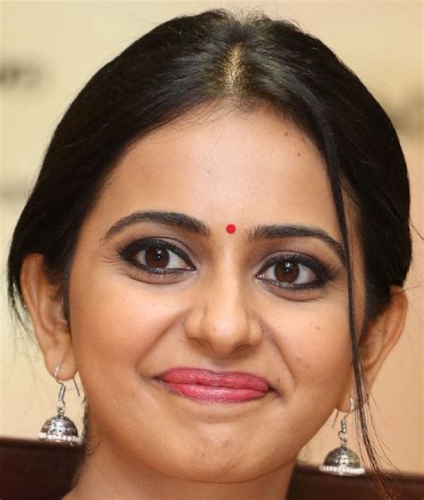 Telugu Girl Rakul Preet Singh Beautiful Funny Face Closeup Photos
