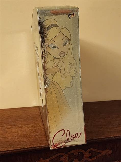 2004 Bratz Winter Ball Beauty Holiday Cloe Exclusive Toy Of The Year