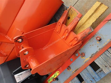 Used Kubota Used 12 Kubota Bucket Backhoe Attachments In Listed On