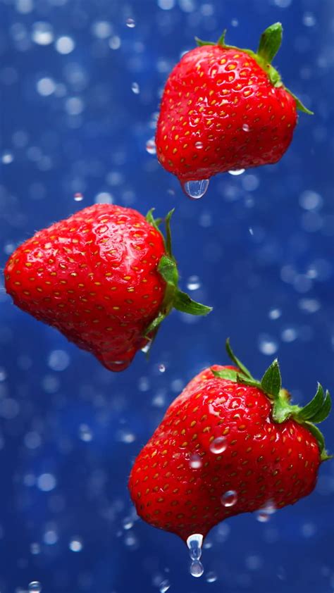 Strawberry Background Whatspaper