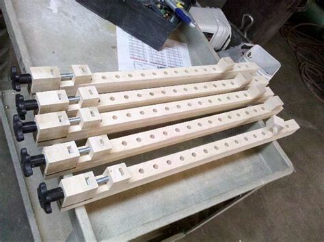 Press the tail stop and side to extend the clamp about 3 inches longer than the joined wood. Pinterest • The world's catalog of ideas