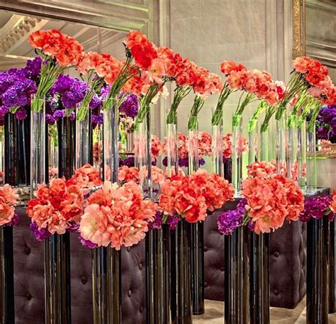 An intimate cocktail party for jeff's fashion designer friend, and an $80,000 floral presentation for the. Jeff Leatham Design #jeffleatham | Hotel flower ...