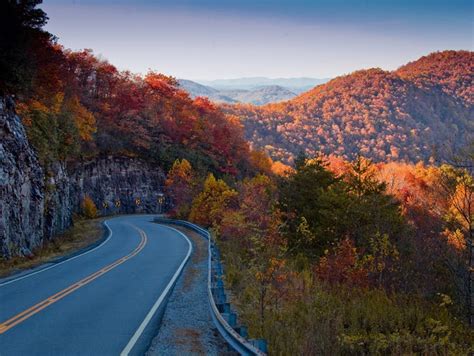 10best The Brightest Fall Foliage Around The Usa