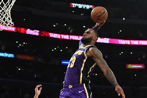 Lakers Vs Pelicans Final Score Huge Shot From Lebron James Helps La