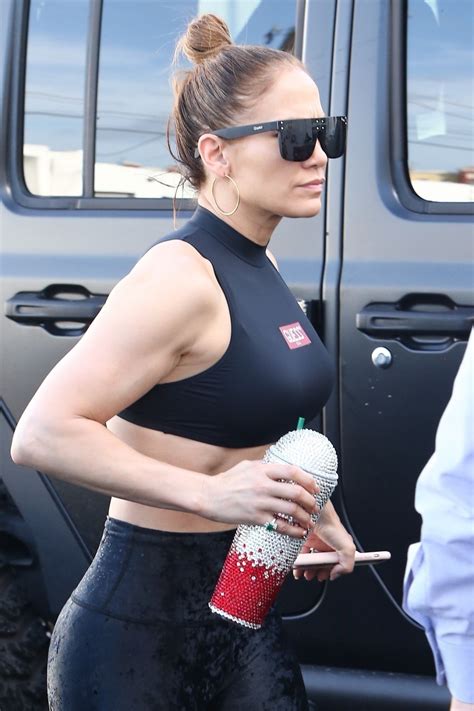 Jennifer Lopez In Gym Ready Outfit 12212019 • Celebmafia