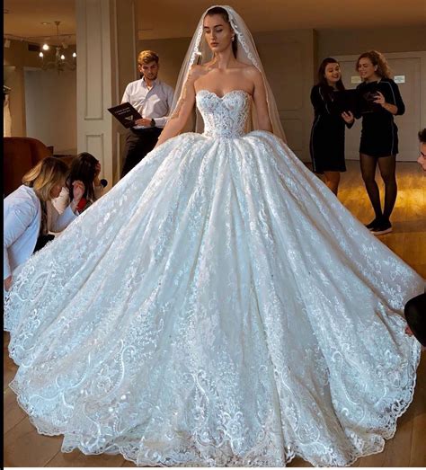 Wedding Dresses Ball Gown Off The Shoulder In 2020 Ball Gowns Wedding