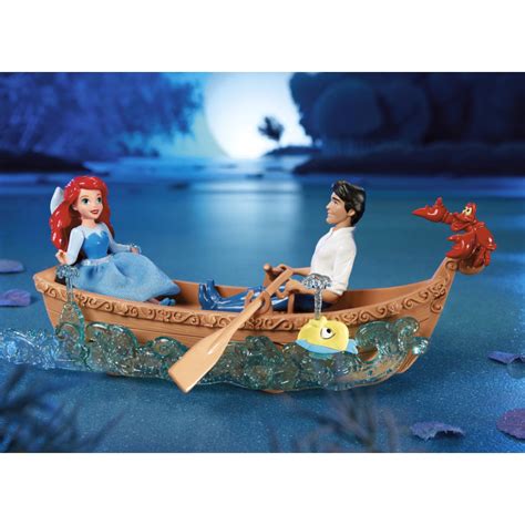 Игровой набор с мини куклой Ариэль и Эрик в лодке Ariel And Erics