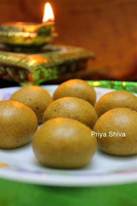 Besan Ladoo Besan Ke Laddu Recipe Priya Kitchenette