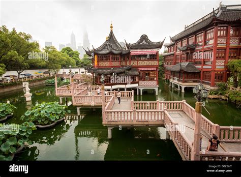 View Of The Huxinting Teahouse In Yu Yuan Gardens Shanghai China Stock