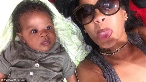 Rihanna Shows Her Infant Cousin How To Pose For Twitter Snaps Daily