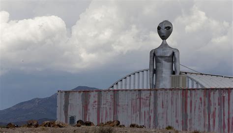C I A Acknowledges Area 51 Exists But What About Those Little Green Men The New York Times