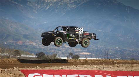 Brian Deegans Off Road Race Truck Win On Dot Tires