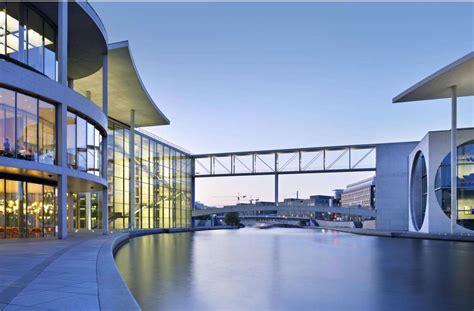 Auch ein haus in seligenstadt zu kaufen kann für gute renditen sorgen. Stephan Braunfels zum Siebzigsten: Architekt und Kläger ...