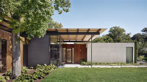 This Allandale Home Features A Floating Canopy Roof Austin Monthly