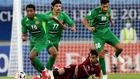 ويسعى الأهلي وشباب أهلي دبي في هذا اللقاء، إلى نفس الهدف وهو تحقيق الانتصار والتأهل إلى ربع نهائي دوري الأبطال، الذي تُلعب منافساته بنظام مختلف هذه المرة بسبب ظروف استثنائية فرضها فيروس كورونا، حيث تقام مرحلة الأدوار الإقصائية من مباراة واحدة، أي. دوري أبطال آسيا.. شباب الأهلي دبي ينعش آمال التأهل بفوز قاتل