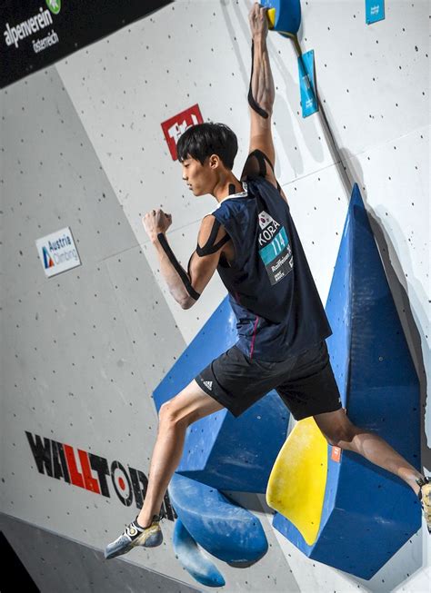 Kai Harada Gewinnt Das Finale Der Boulder Weltmeisterschaft