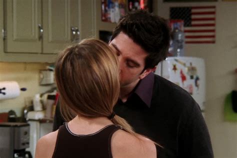 Mrs Ross On Twitter Ross And Rachel Kissing In The Final Episode