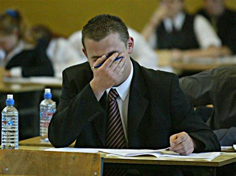 Dyrektor oke może uznać całe odwołanie, tylko część lub nie. Wyniki matur 2017. PADŁ SERWER OKE! Maturzyści nie mogą ...