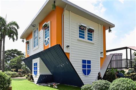 Kuala lumpur upsidedown house, kl tower. Have You Visited KL's Upside Down House? | Lipstiq.com