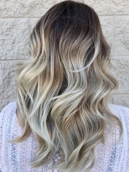 Balayage is the hair trend that's on everyone's lips, a word that's either immediately understood when mentioned in conversation or completely escapes you. High Contrast Hair Color Blonde Balayage Hairstyles 2018 ...