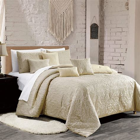 Browse from the vast collection of luxury comforter sets here at latestbedding.com. HGMart Bedding Comforter Set Bed In A Bag - 7 Piece Luxury ...