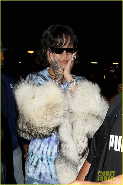 rihanna teams up with dior for sunglasses collection photo 3665558 rihanna pictures just jared