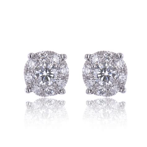 Ct White Gold Ct Round Brilliant Diamond Cluster Earrings