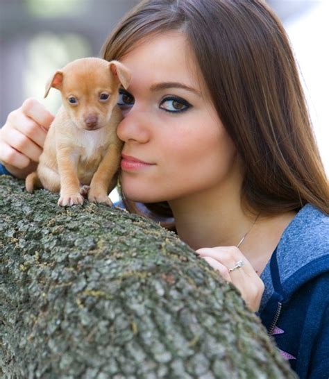 Womenwith Animals Current May 2013 Gallery 136147