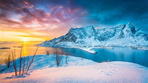 Sakrisoya Island Reine Lofoten Norway Wallpaper Backiee