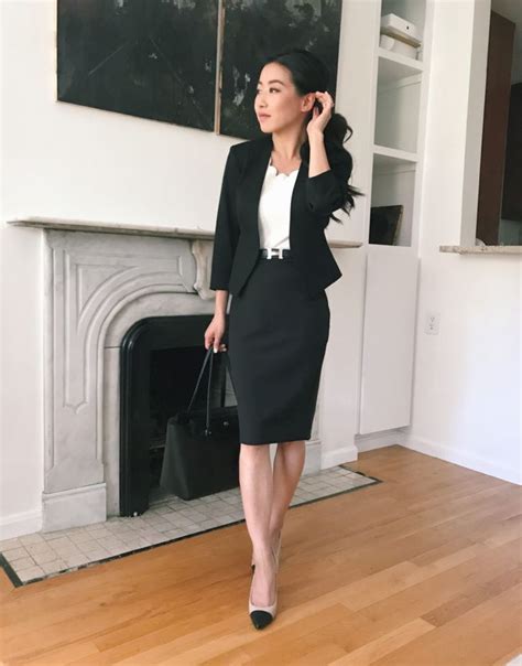 Stylish Black Pencil Skirt Outfit Ideas Extra Petite Skirt Outfits