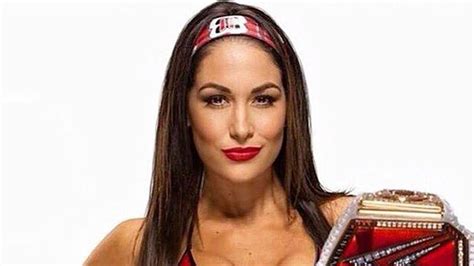 Brie Bella Wants To Have A Baby Become Womens Champion Cageside Seats