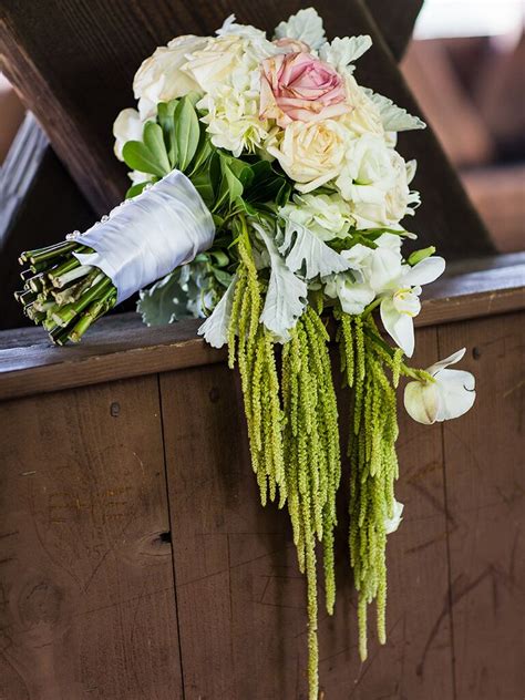 15 Cascading Wedding Bouquets
