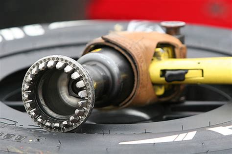 Sorry, this media is not available in your territory. Wheel nuts should be expensive! - Page 2 - F1technical.net
