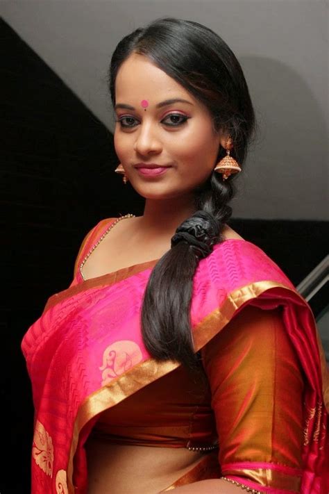 Suja Varunee Tamil Movie Actress Gallery Images Actress Actors And