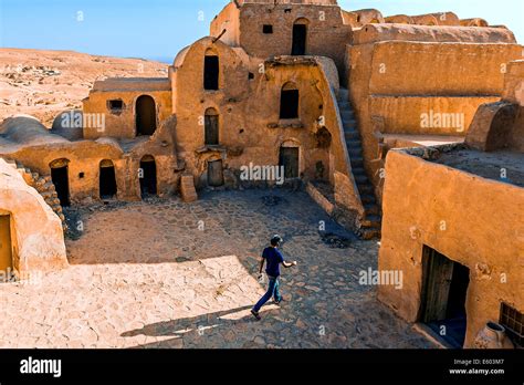 South Tunisia Tataouine Hi Res Stock Photography And Images Alamy